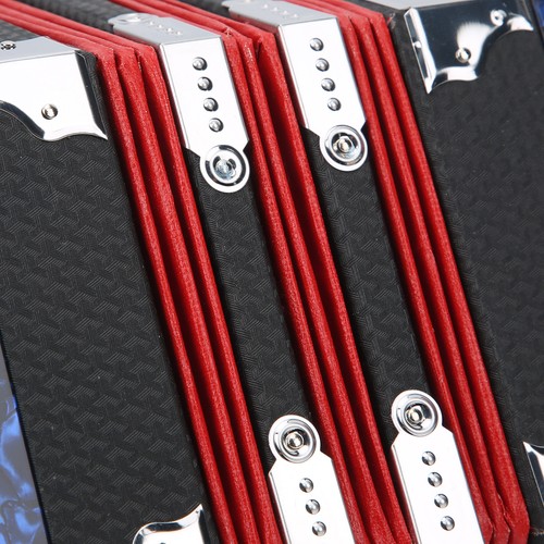 Concertina accordion - concertina,